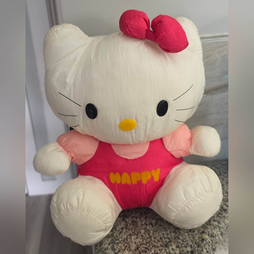 Hello Kitty Happy Plush 11.5" Vintage